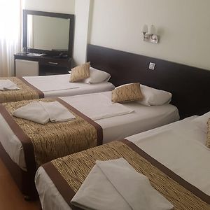 Chambre Standarde Triple